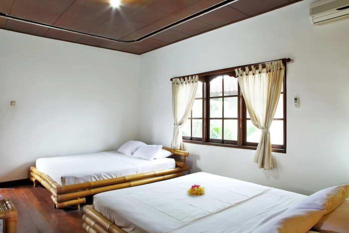 Yuli Bungalows Kuta Lombok Exterior foto